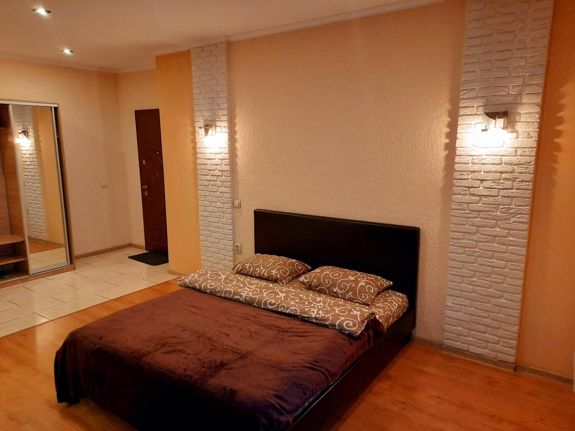 Залізнична 49 "Хочу Цю!" Apartment อิวาโน-ฟรานกิฟสเก ภายนอก รูปภาพ