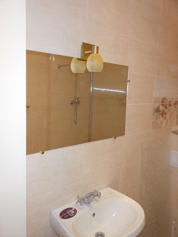 Залізнична 49 "Хочу Цю!" Apartment อิวาโน-ฟรานกิฟสเก ห้อง รูปภาพ