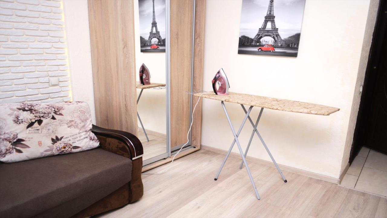Залізнична 49 "Хочу Цю!" Apartment อิวาโน-ฟรานกิฟสเก ภายนอก รูปภาพ