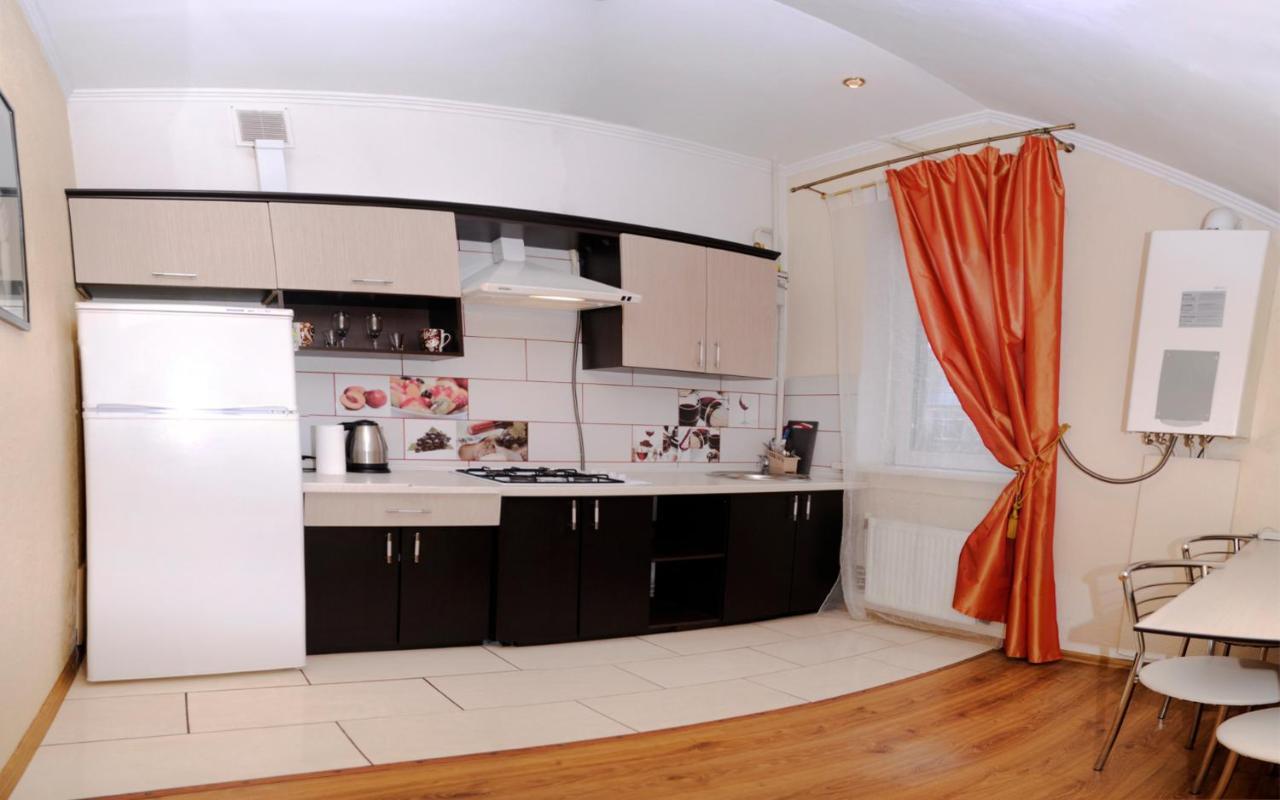 Залізнична 49 "Хочу Цю!" Apartment อิวาโน-ฟรานกิฟสเก ภายนอก รูปภาพ